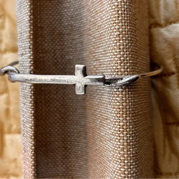 Silver Cross Hoop Bracelet - Picture 11 of 15